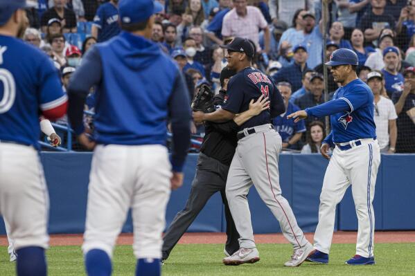 Alejandro Kirk returns to Blue Jays roster