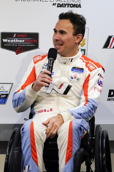 This is the unique hand-control setup Robert Wickens uses to win, Articles