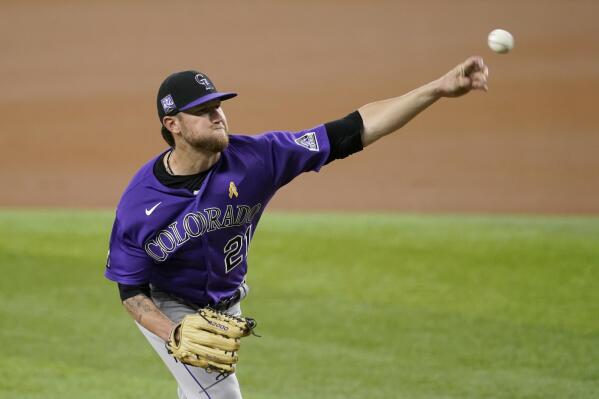 Colorado Rockies starting pitcher Kyle Freeland leaves game with injury