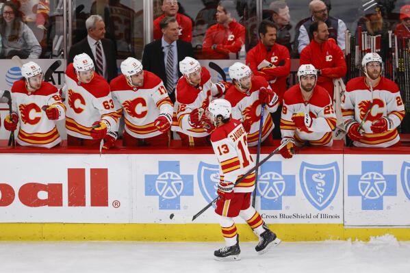 Flames' Johnny Gaudreau freaks out hockey Twitter, but the man