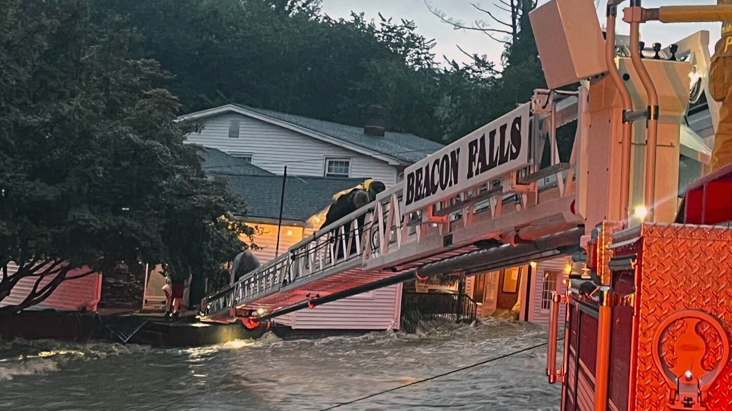 'Training thunderstorm' floods in Connecticut lead to dramatic rescues and 2 deaths