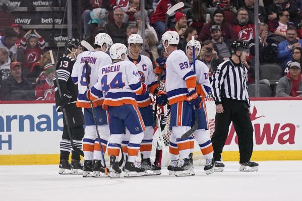Islanders injury updates: Jean-Gabriel Pageau back skating