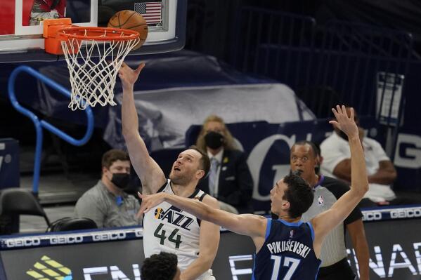 Bogdanovic scores 22 as Jazz top Thunder 109-93