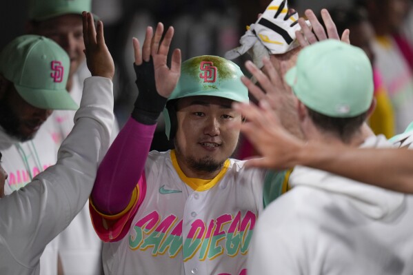 Why the Dodgers should worry about Ji-Man Choi, the most fun