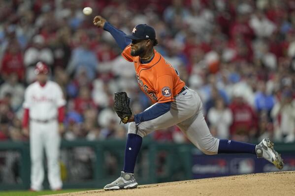 Photo: Houston Astros Bryan Abreu Throws in Eight Inning