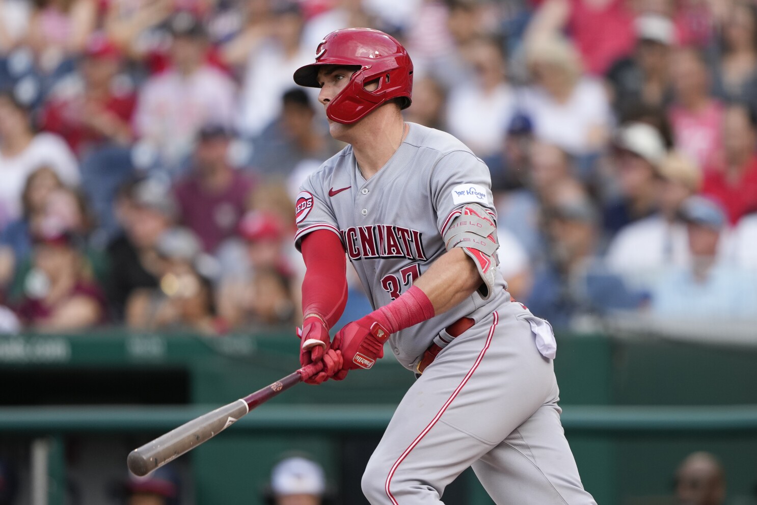 Reds rout Nationals 9-2 to keep slim playoff hopes alive - Washington Times