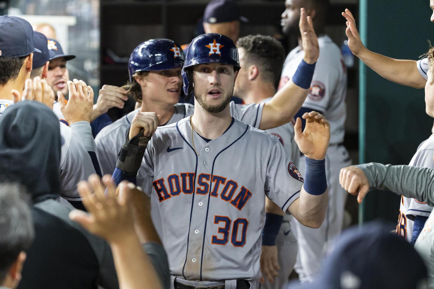 AL West-leading Texas Rangers are hot and Astros have noticed