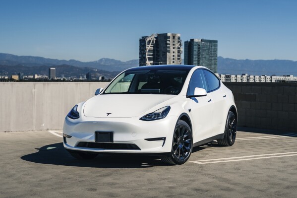 2024 Tesla Model 3: A refreshed EV debuts, Car News