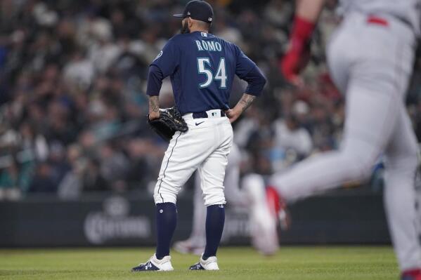 Sergio Romo cut by Mariners as Ken Giles joins bullpen