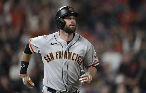 Brandon Belt homers twice as Giants win