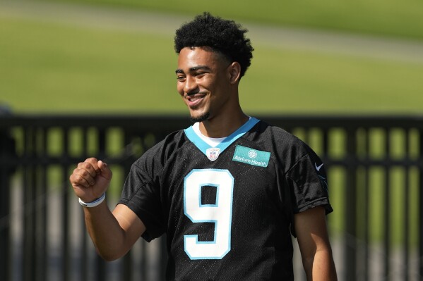 Panthers starting quarterback: Who is QB1 and his backup for