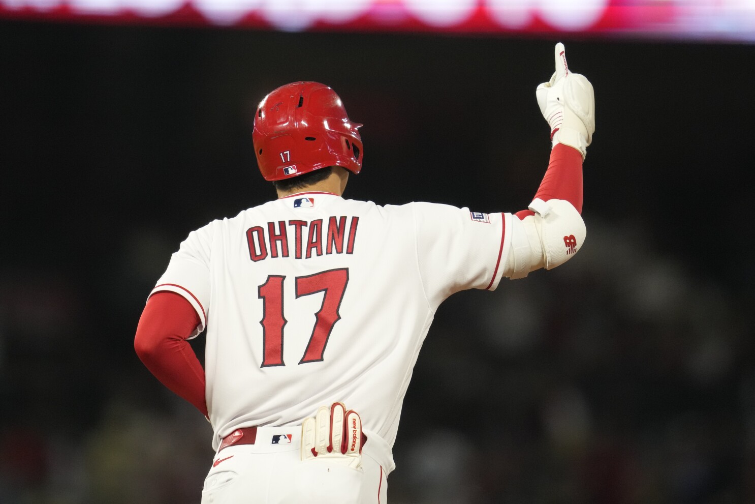 Traveling the globe for Shohei Ohtani's best rookie cards