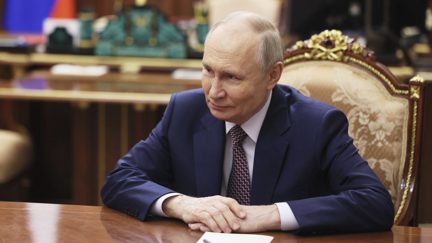 Statements from the White House and Kremlin Regarding the Trump-Putin Call