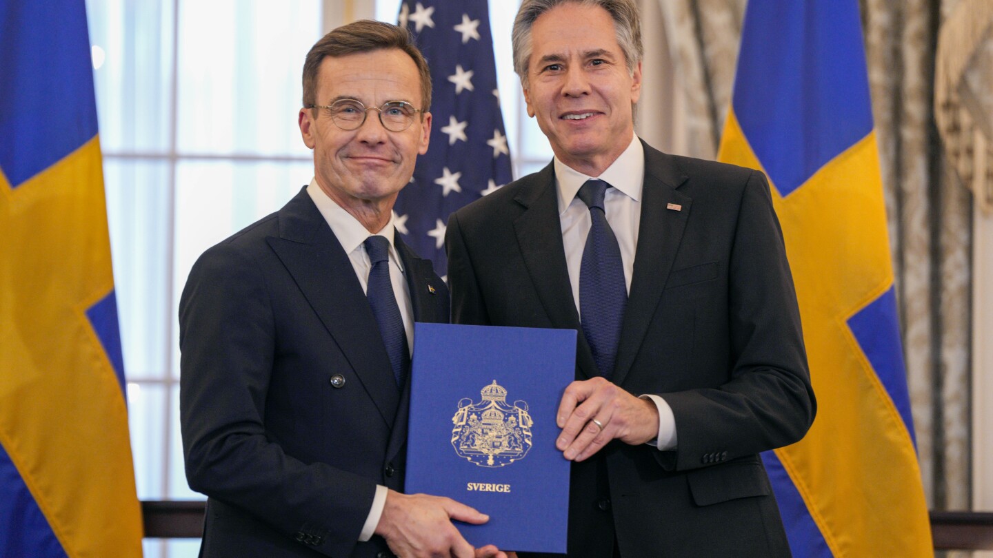 تنضم السويد رسميًا إلى حلف شمال الأطلسي (الناتو) باعتبارها العضو رقم 32 في الحلف