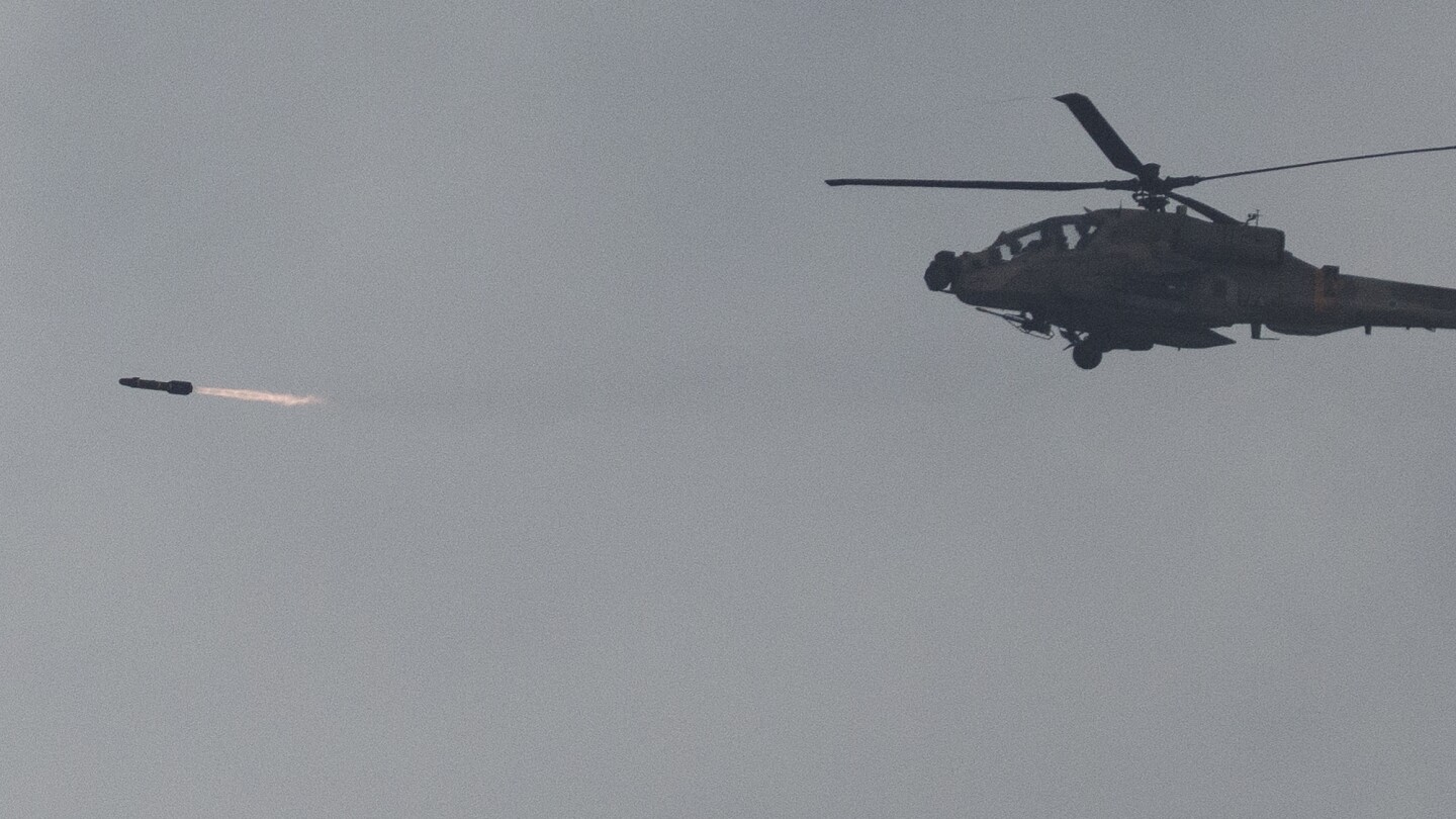 Israel-Hamas war: Fighting breaks out around another Gaza hospital