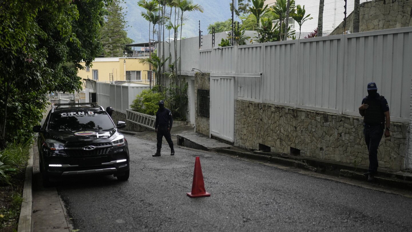 Venezuelan opposition members leave Argentine diplomatic compound after over a year and are in US
