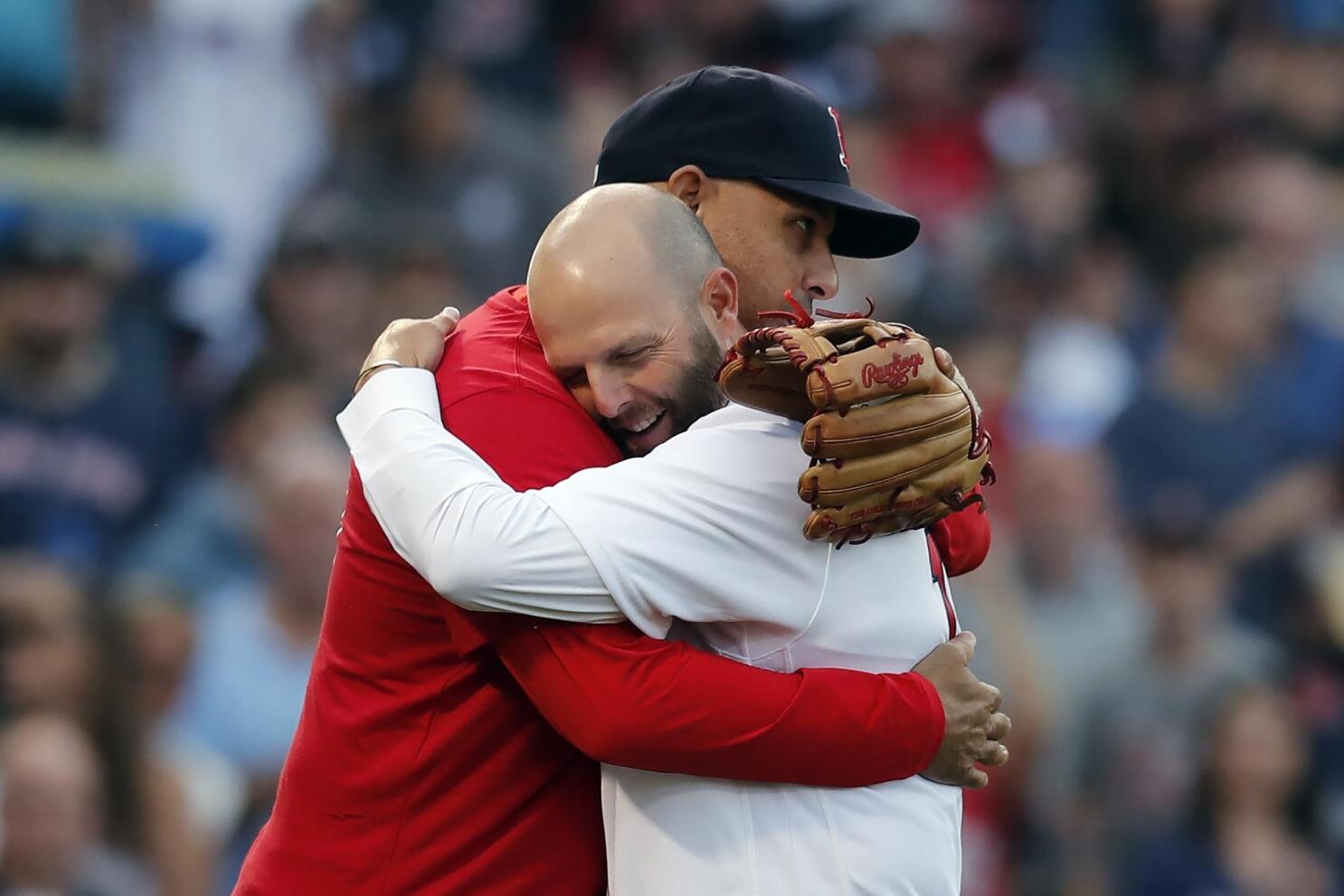 Former Red Sox star Dustin Pedroia gets final Fenway salute