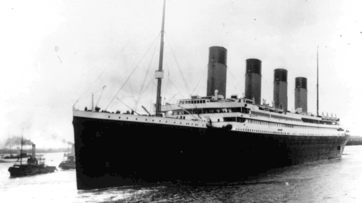 Днес в историята:На 10 април 1912 г. британският линеен кораб