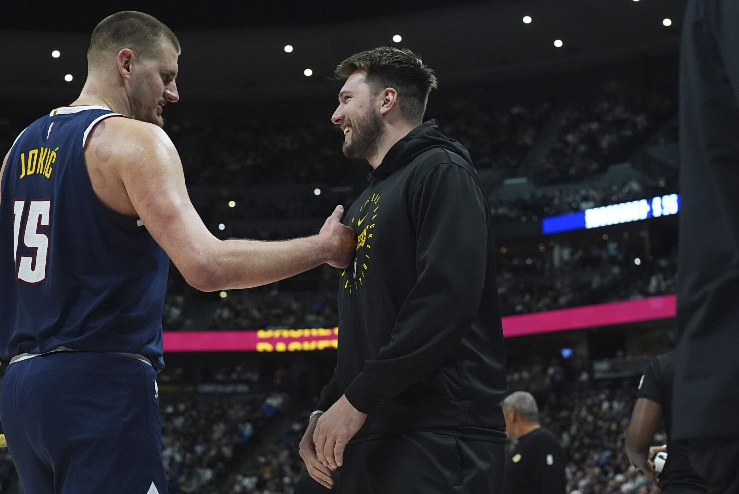 Jamal Murray's clutch 3-pointer helps Nuggets hold off short-handed Lakers 131-126