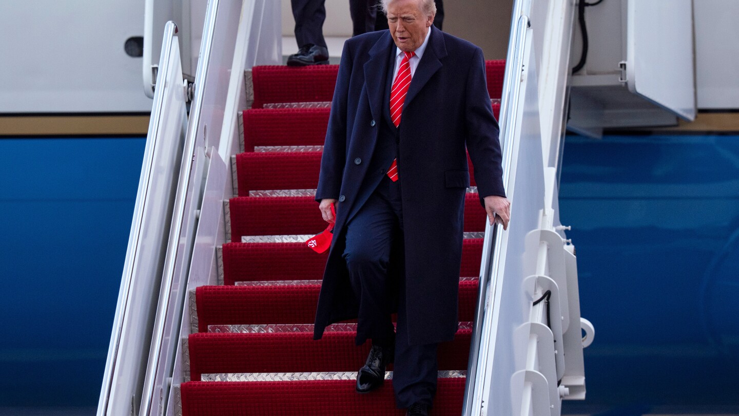 Live updates: Judge finds probable cause to hold Trump administration in ...