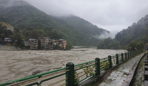 2 dead, 10 missing, 20 stranded in Himachal flash-floods