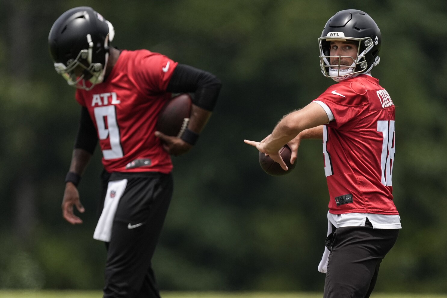 QB Kirk Cousins reports to Falcons minicamp
