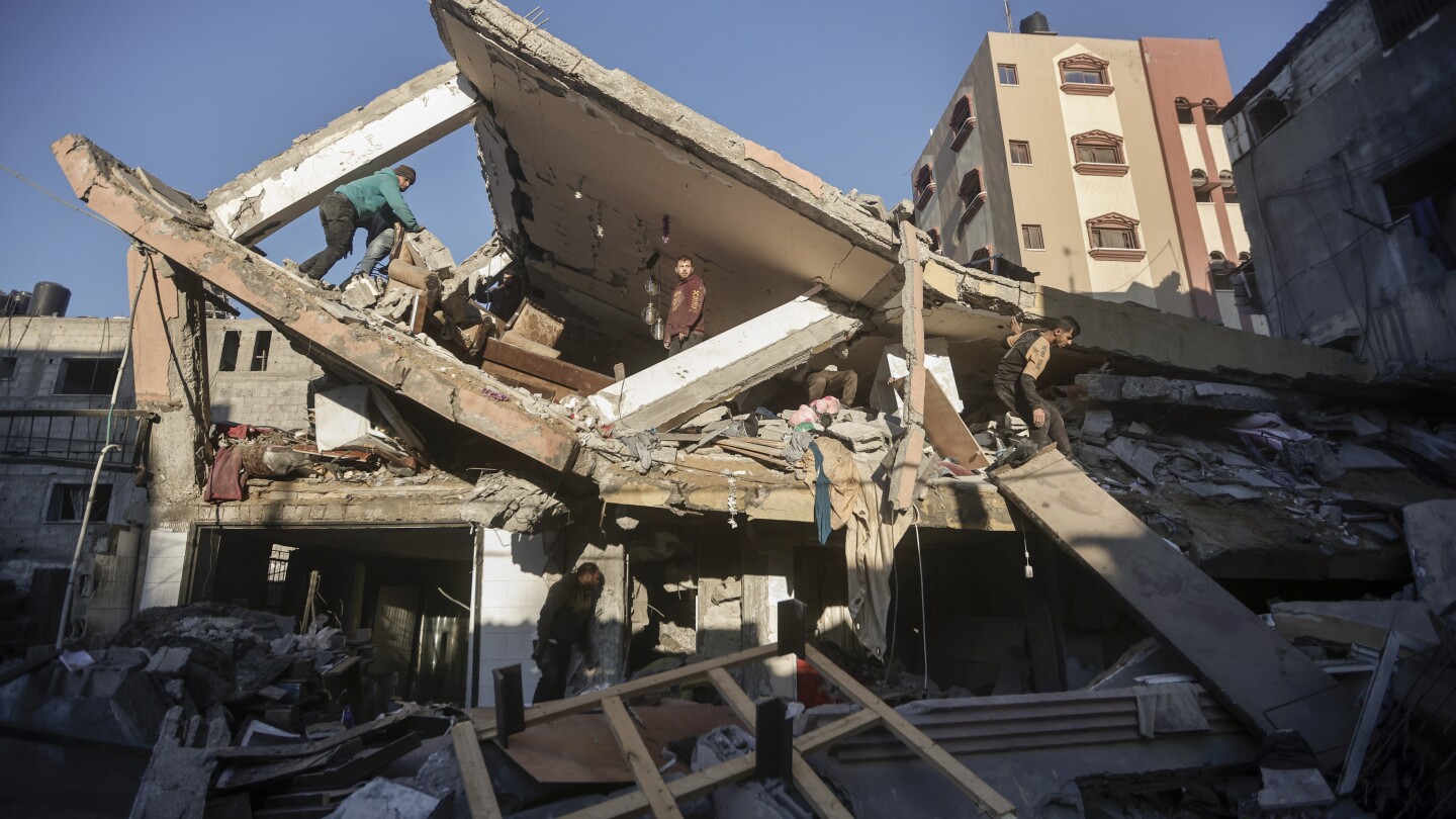 Актуализации на живо | Боевете близо до централната болница в Газа карат медици, пациенти и други да бягат на юг