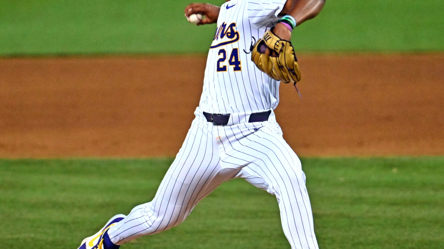 LSU Shuts Out Arkansas-Little Rock 7-0 at Baton Rouge Regional