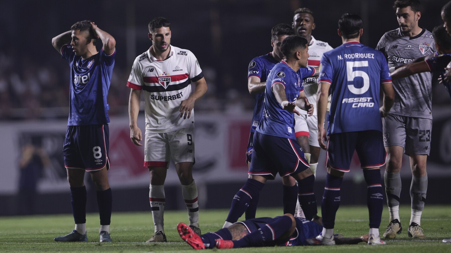 Uruguayan Footballer Juan Izquierdo Passes Away after Collapse on the Pitch