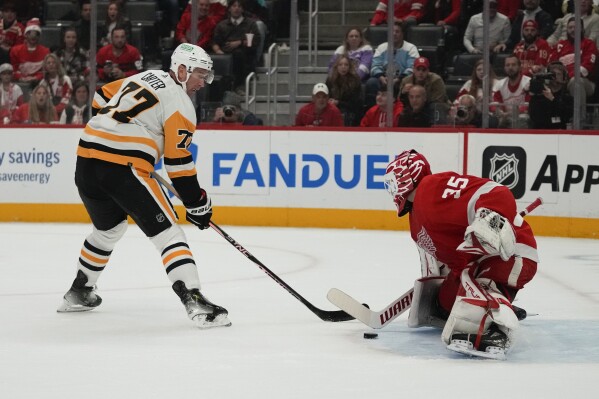 PENGUINS RALLY TO DEFEAT DEVILS, 6-3