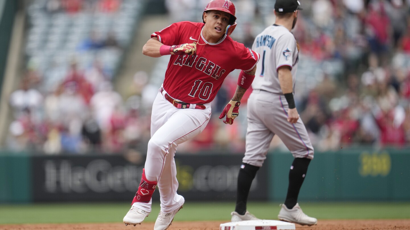 Angels News: Infielder Gio Urshela Hits IL with Pelvis Fracture - Los  Angeles Angels