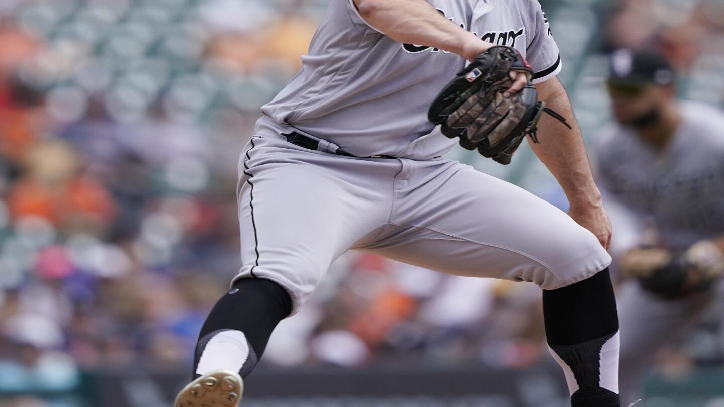 White Sox' Carlos Rodon throws no-hitter after losing bid for perfect game  in 9th