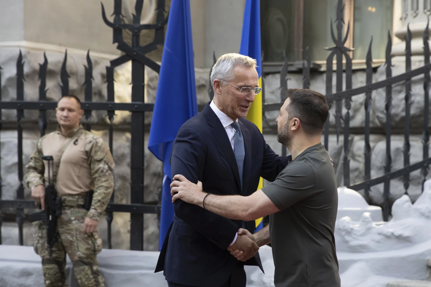 NATO Sec. Gen meets Zelensky