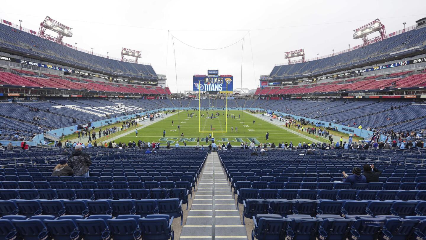 My buddy sent me a picture of the turf installed at Nissan Stadium as of  this weekend. : r/Tennesseetitans