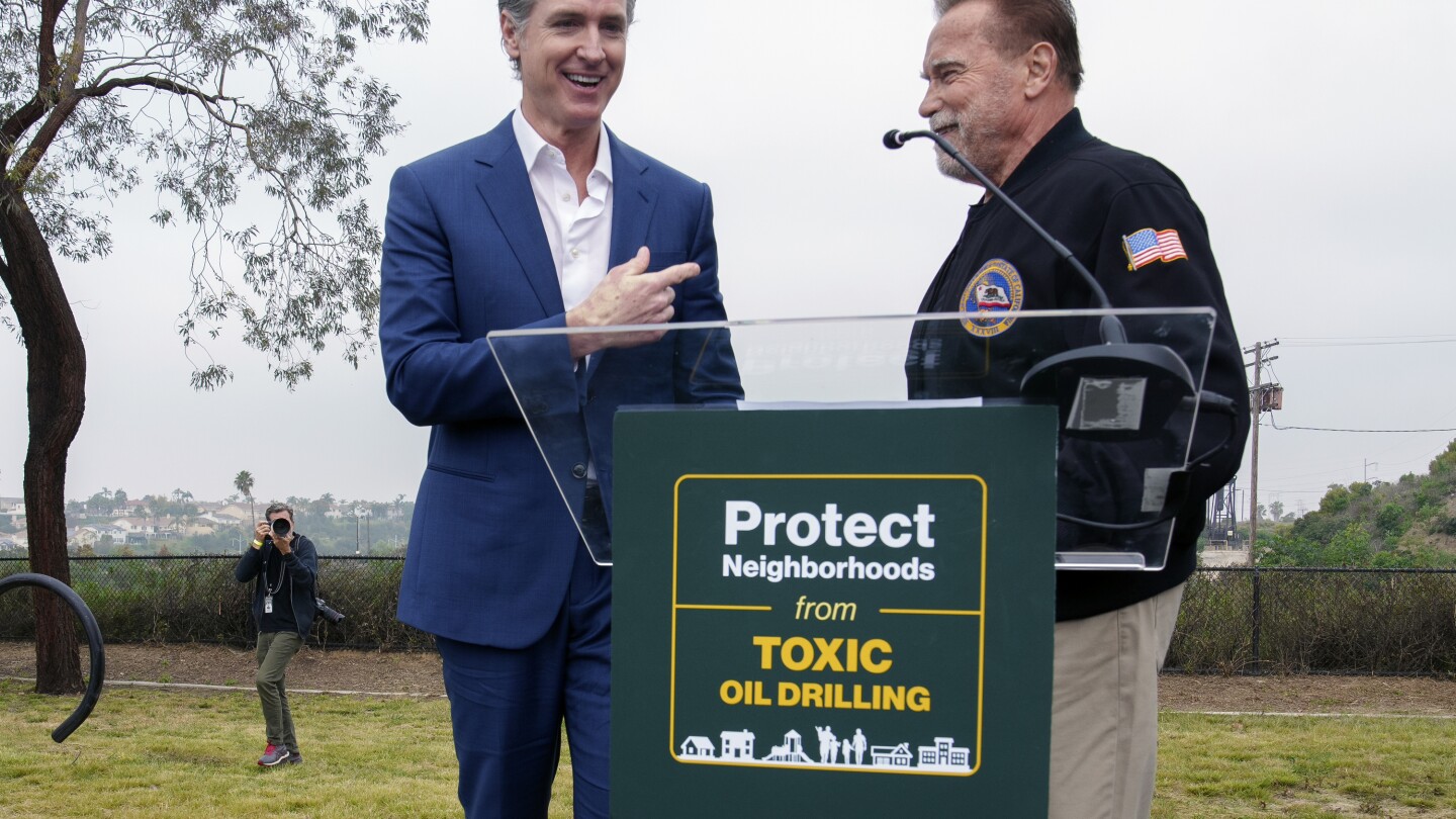 Губернатор на Калифорния, знаменитости и активисти стартират кампания за защита на закона, ограничаващ петролните кладенци