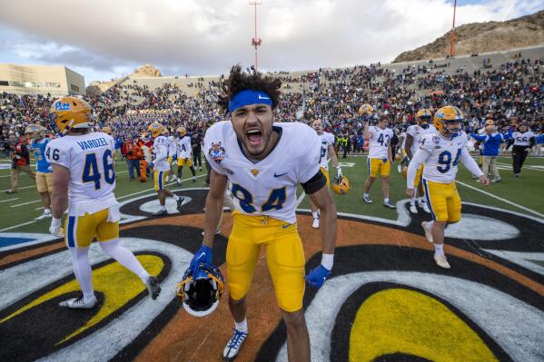 Late field goal puts Pitt over No. 18 UCLA 37-35 in Sun Bowl