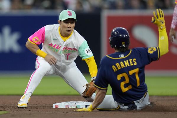 Tellez has 2 homers, Yelich hits 1 in Brewers' 11-2 win