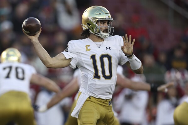 Ex-Notre Dame and Wake Forest QB Sam Hartman signs with the Washington Commanders