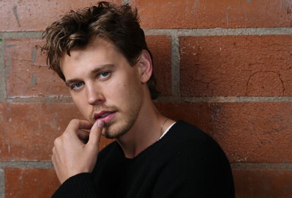 Austin Butler, a cast member in "The Bikeriders," poses for a portrait, Thursday, May 30, 2024, in Los Angeles. (AP Photo/Chris Pizzello)
