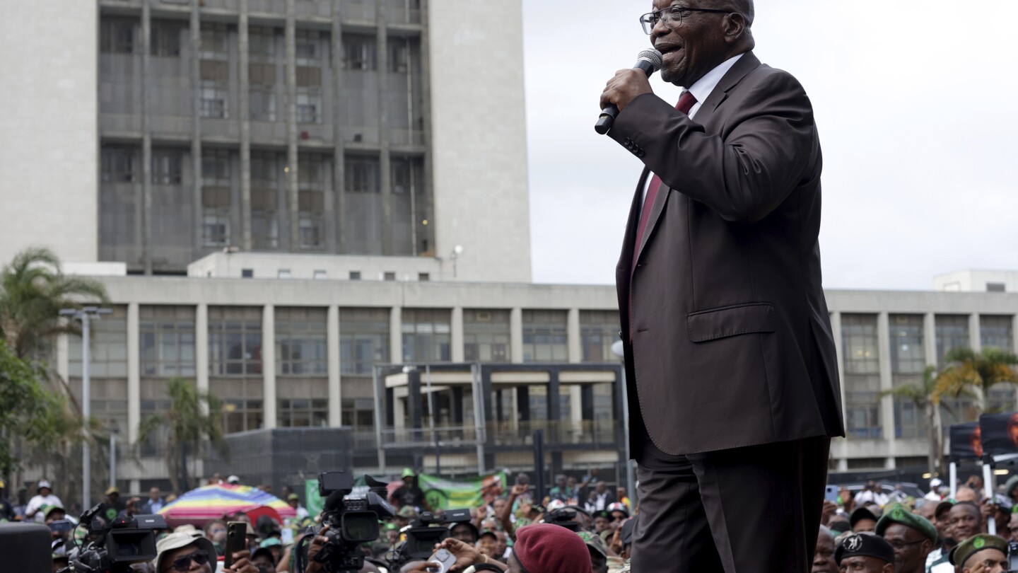 Южноафриканската полиция разследва дали партията на бившия президент е фалшифицирала подписи, за да се състезава на избори