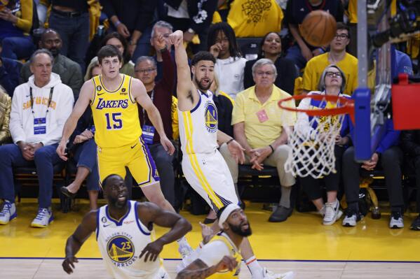 Stephen Curry, Warriors stave off elimination, force Game 6 by