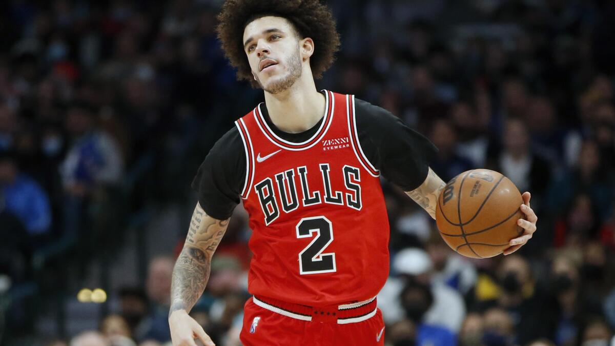 SOURCE SPORTS: Bulls Guard Lonzo Ball Set for Third Knee Surgery, Expected  to Miss All of Next Season - The Source