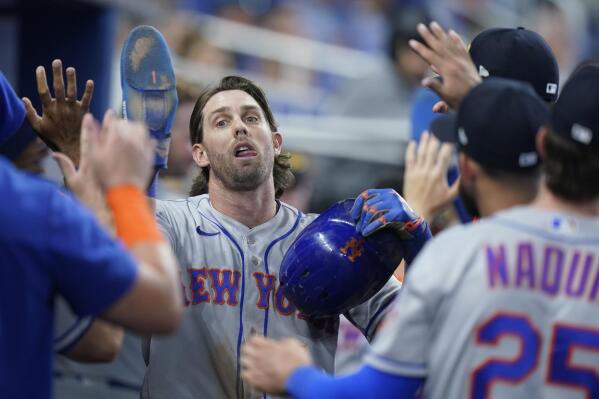 Mets' Chris Bassitt on track to return Friday vs. Marlins