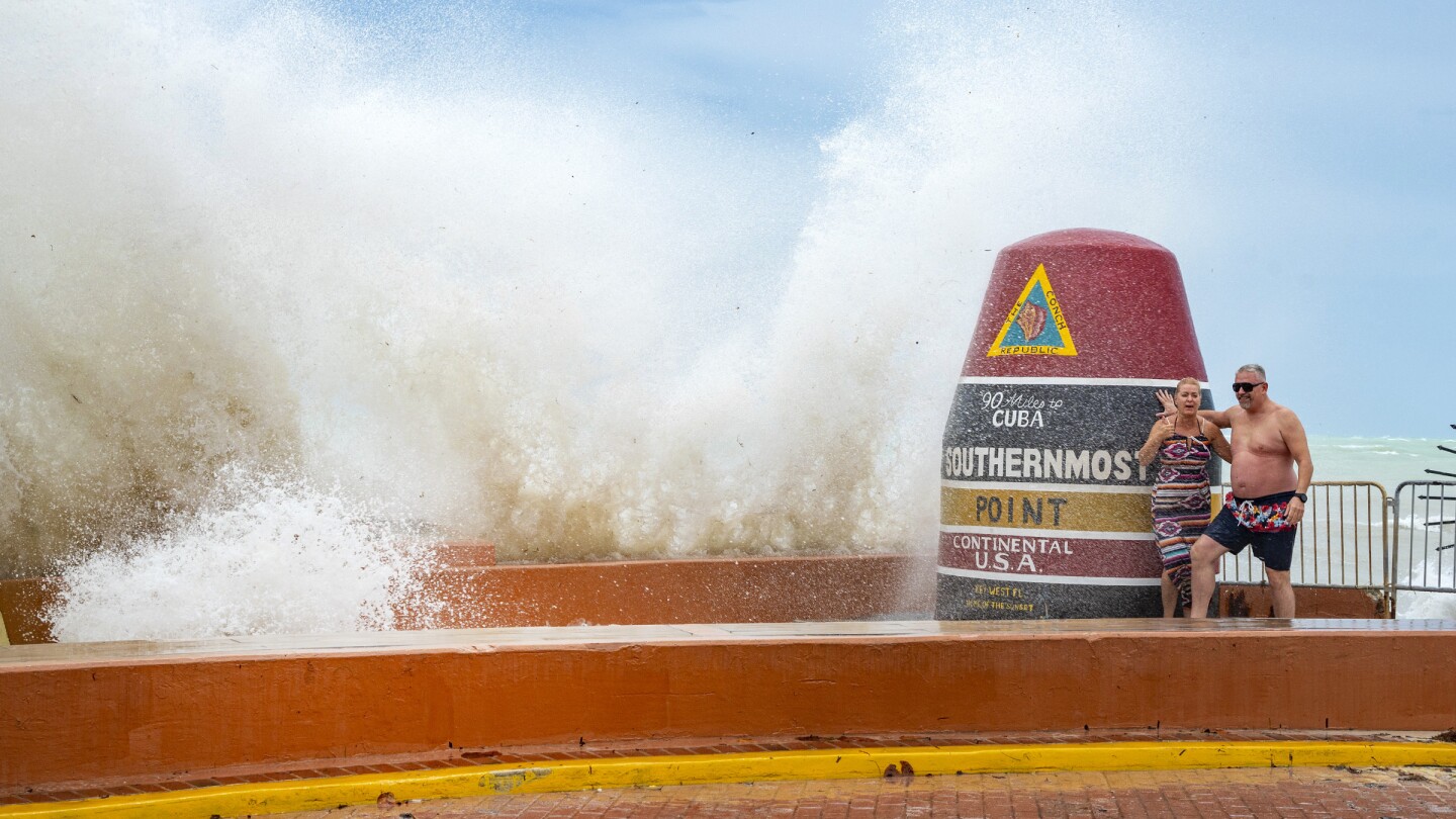 O furacão Helene deverá atingir a Flórida como uma grande tempestade e atingir o interior
. #hotnews.pt