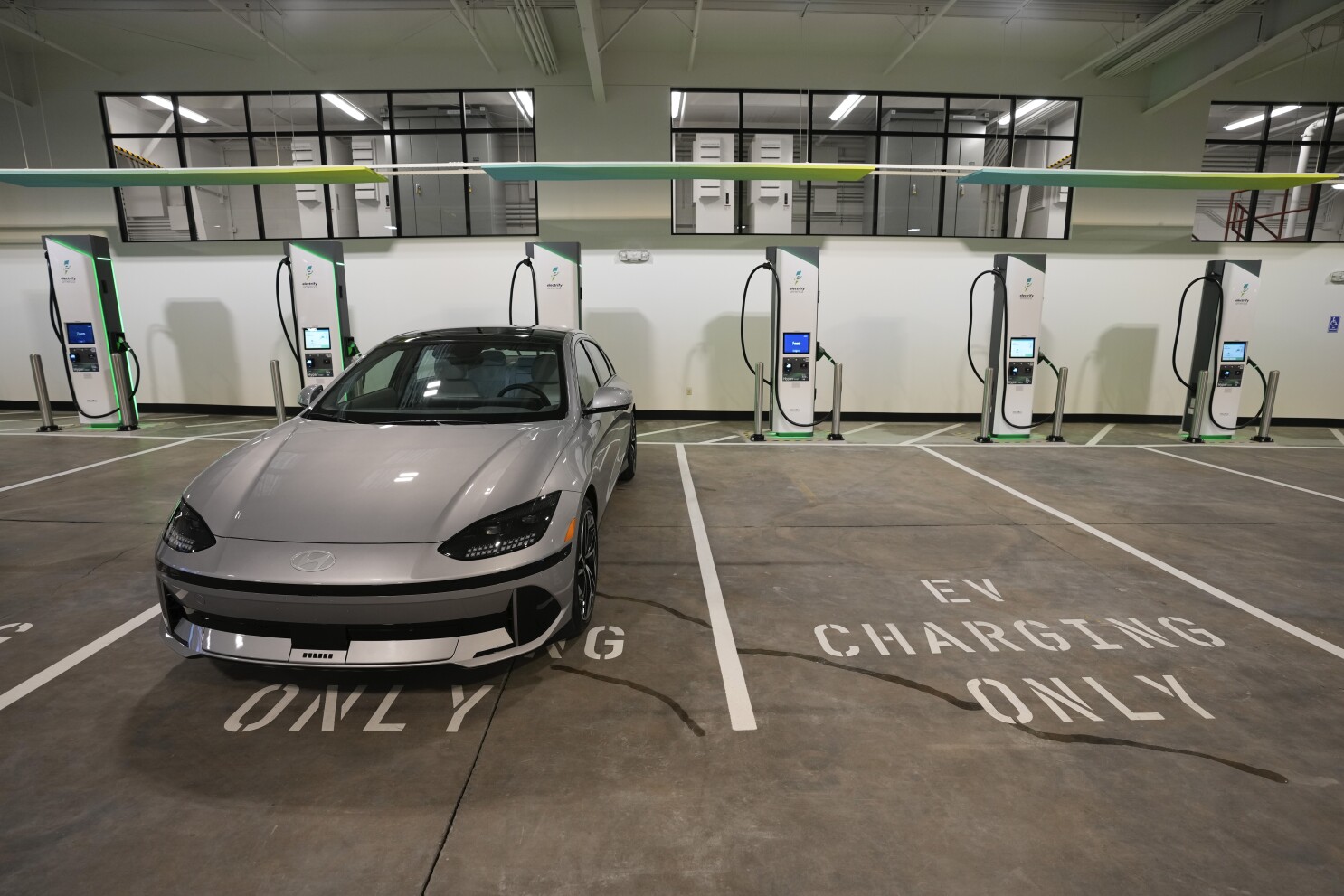 US Senate moves to block vehicle-emission rules in California