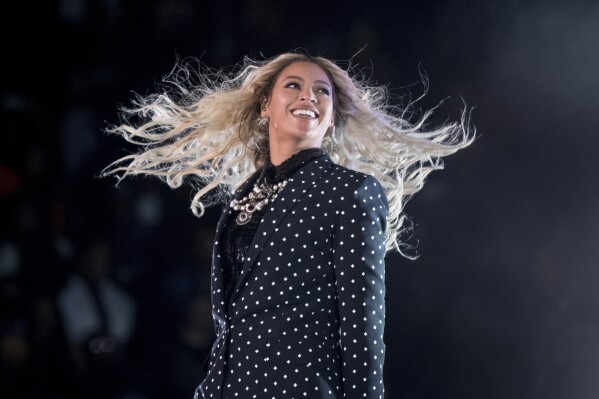 FILE - Beyonce performs at a Get Out the Vote concert for Democratic presidential candidate Hillary Clinton at the Wolstein Center in Cleveland, Ohio, Nov. 4, 2016. Beyonce teased the possibility of new music during a Verizon Super Bowl ad, and then added a cryptic Instagram video that ended with the words "act ii" and a release date of March 29, 2024. (APPhoto/Andrew Harnik, File)