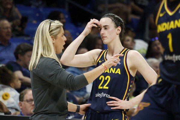 A sellout WNBA exhibition game? Welcome to the Caitlin Clark era | AP News