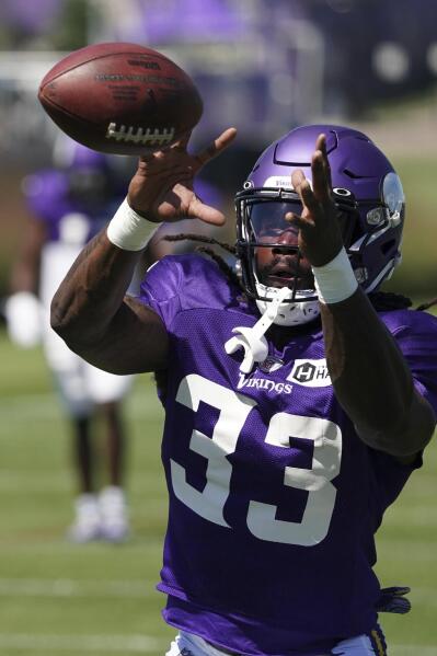 Skol' chants — and fans — return to Minnesota Vikings practice