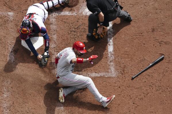 PHILADELPHIA, PA - JUNE 11: Philadelphia Phillies first baseman Rhys Hoskins  (17) in a defensive stance during a regular season game between the Arizona  Diamondbacks and Philadelphia Phillies on June 11, 2022