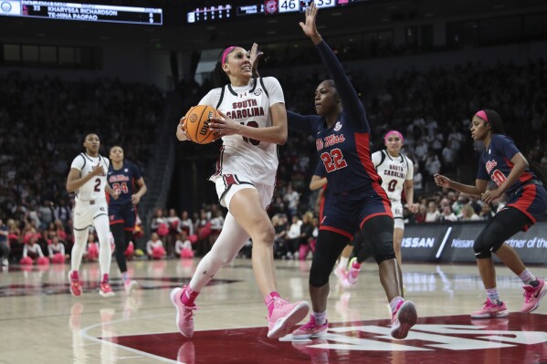 South Carolina's Staley confident in No. 1 Gamecocks without Cardoso | AP  News